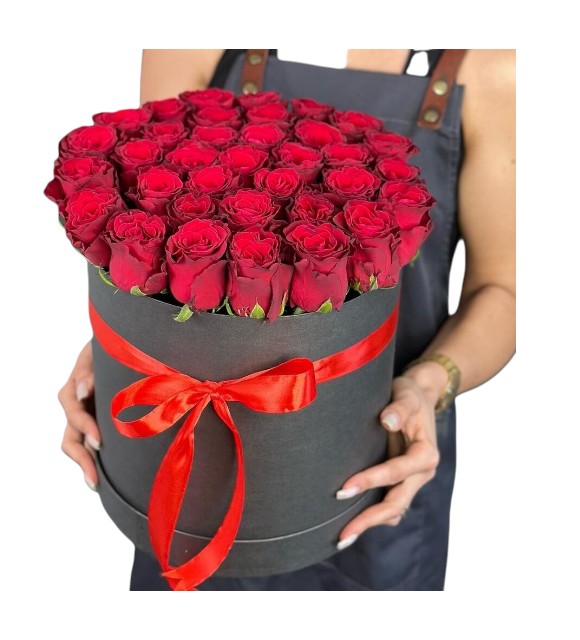 35 Adet Siyah Kutuda Tasarım